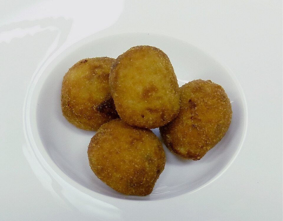 Representative photograph of Croquetas de Jamon.